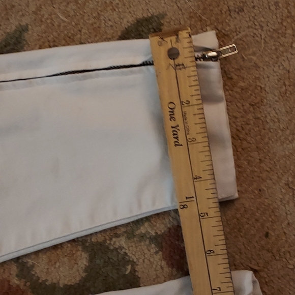 White crop jeans and halter top - Picture 6 of 11